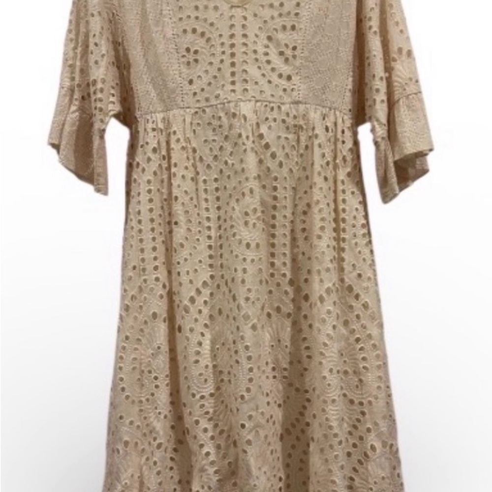Elegant eyelet Dress